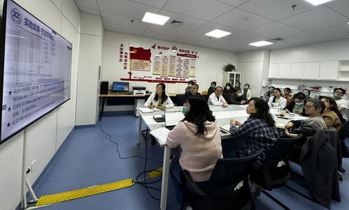 西安市人民醫(yī)院實驗醫(yī)學(xué)部舉辦科研課題進展匯報會暨2024年工作動員會 聚焦自然科學(xué)研究與試驗發(fā)展，開啟學(xué)科建設(shè)新篇章